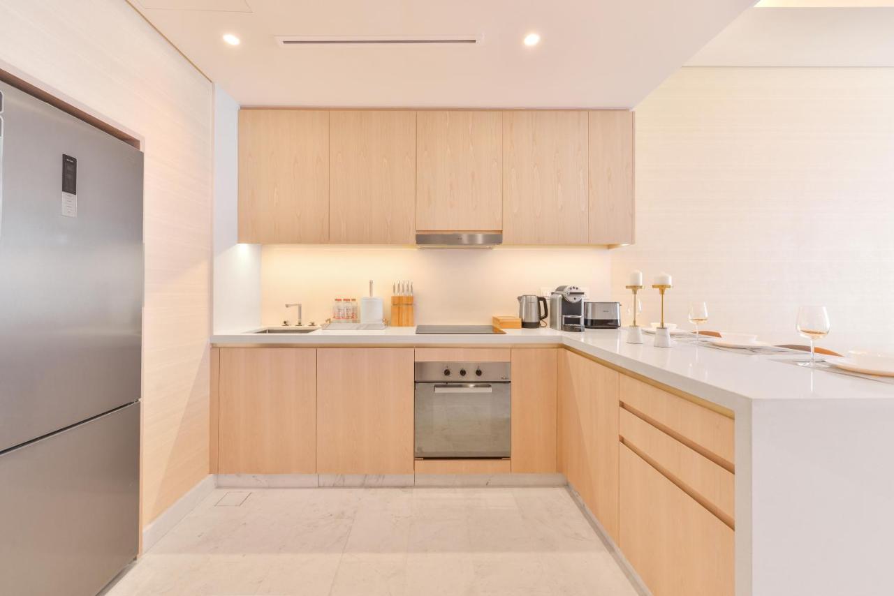 Ultra Luxury Palm Tower With Shared Hotel Facilities Dubai Bagian luar foto