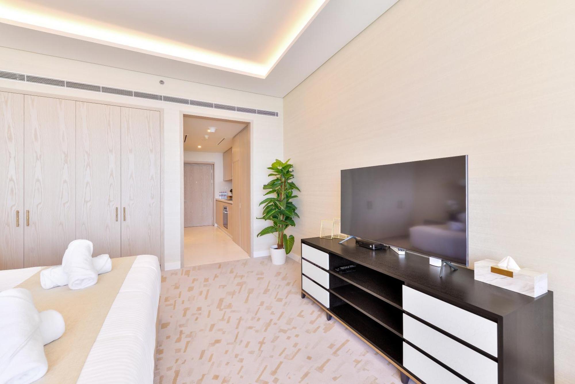 Ultra Luxury Palm Tower With Shared Hotel Facilities Dubai Bagian luar foto