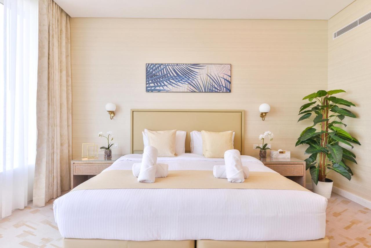 Ultra Luxury Palm Tower With Shared Hotel Facilities Dubai Bagian luar foto