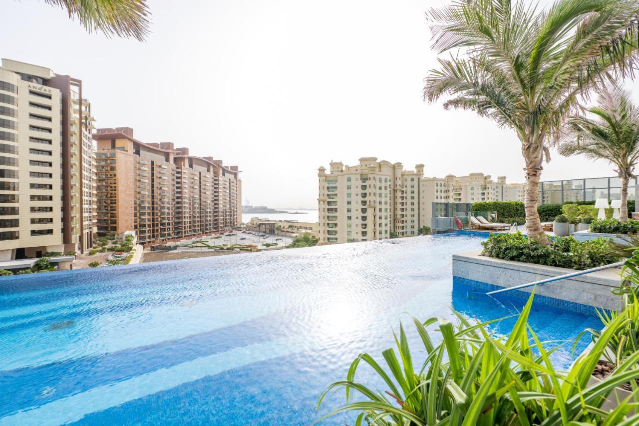 Ultra Luxury Palm Tower With Shared Hotel Facilities Dubai Bagian luar foto